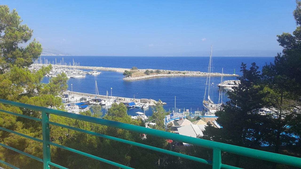Old Captain'S Apartments - In A Pine Wood By The Sea And Tennis Courts Split Exterior foto