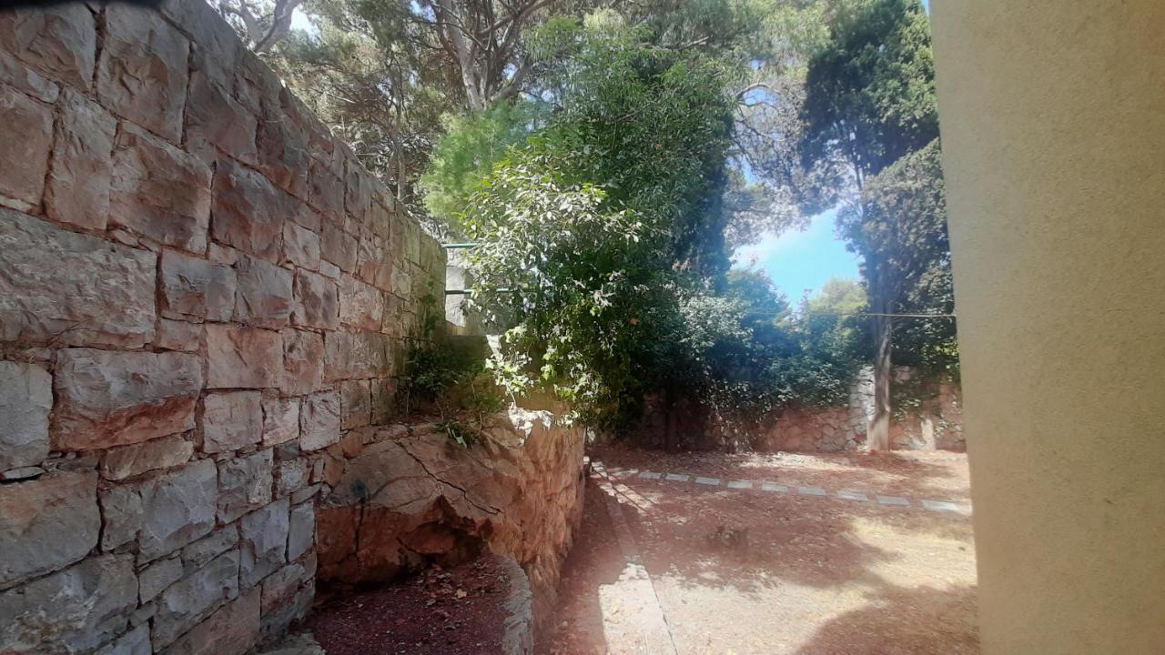 Old Captain'S Apartments - In A Pine Wood By The Sea And Tennis Courts Split Exterior foto