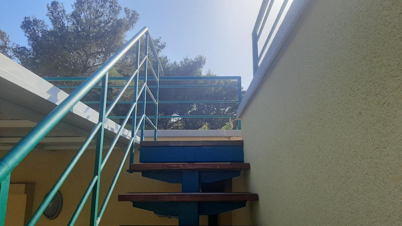 Old Captain'S Apartments - In A Pine Wood By The Sea And Tennis Courts Split Exterior foto