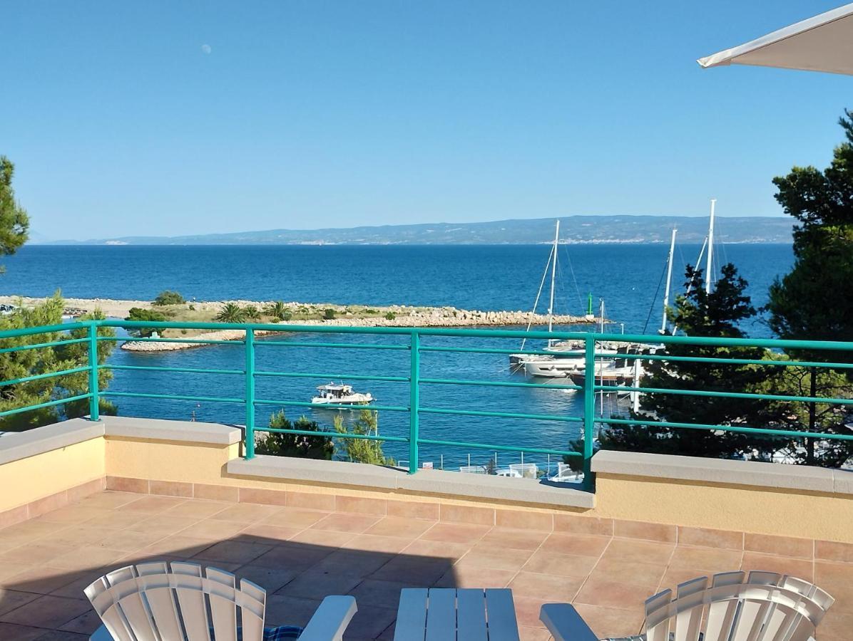 Old Captain'S Apartments - In A Pine Wood By The Sea And Tennis Courts Split Exterior foto