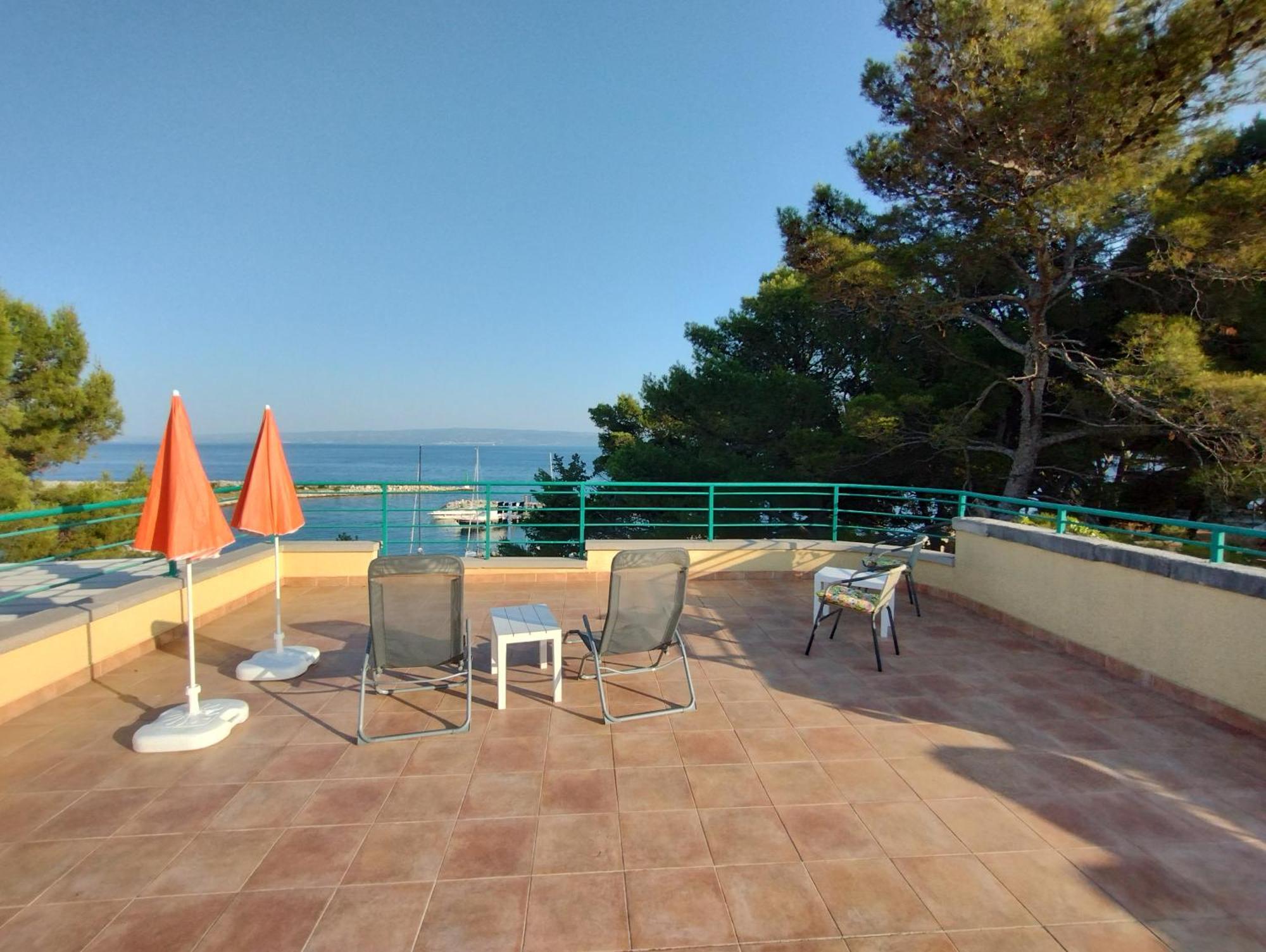 Old Captain'S Apartments - In A Pine Wood By The Sea And Tennis Courts Split Exterior foto